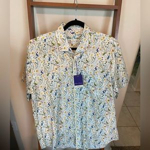 Men’s floral shirt, size extra large